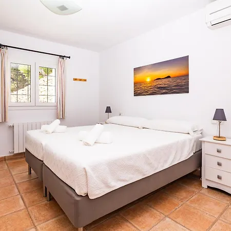 Charming With Pool, Toni Mateu. * Sant Carles de Peralta