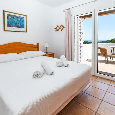Villa Charming With Pool, Toni Mateu. *