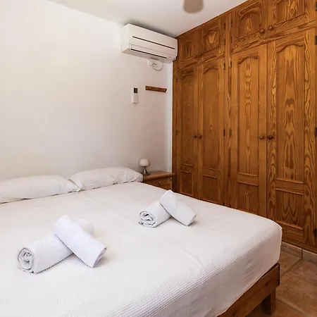 Charming With Pool, Toni Mateu. Sant Carles de Peralta